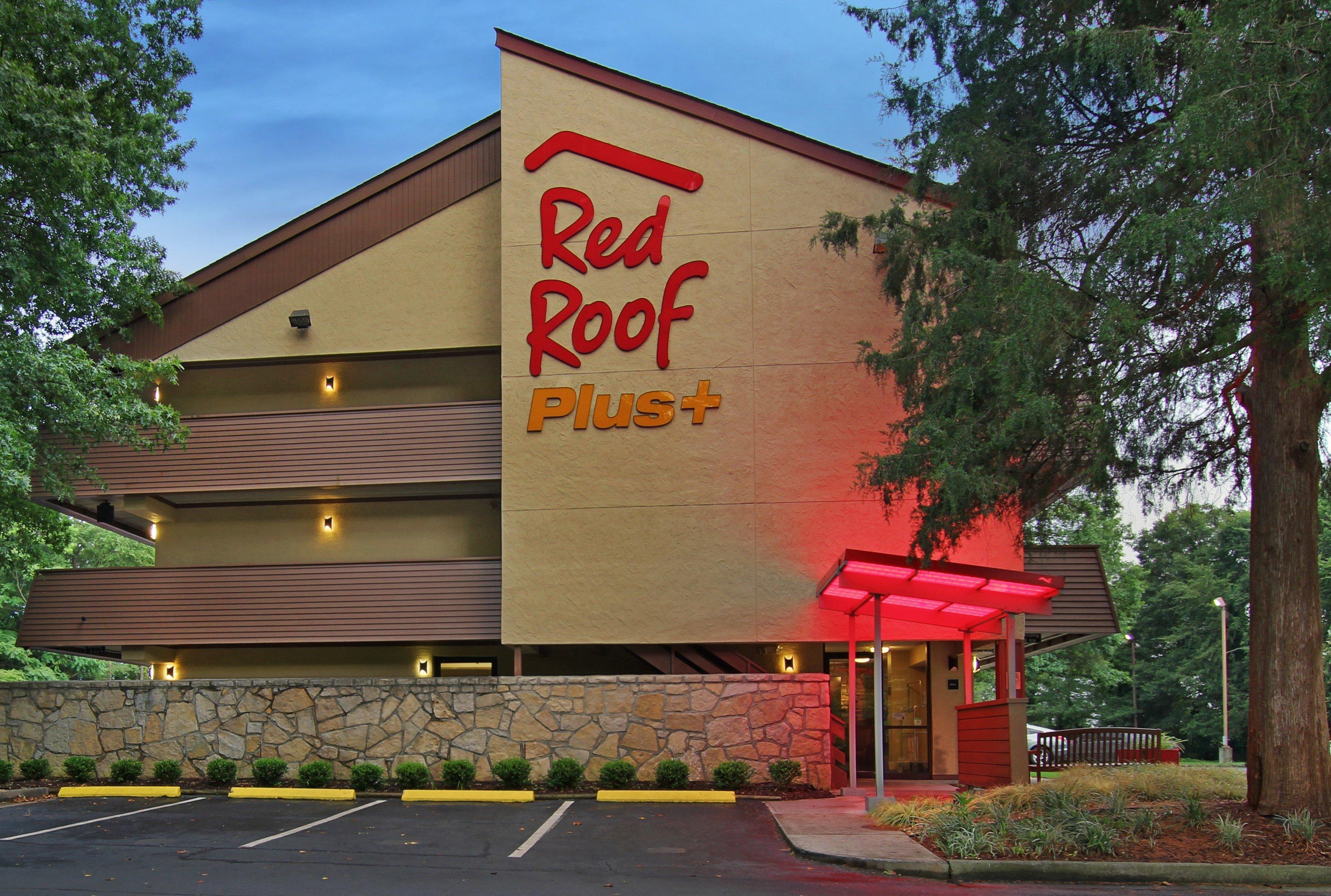 Red Roof Inn Plus+ Atlanta - Buckhead Extérieur photo