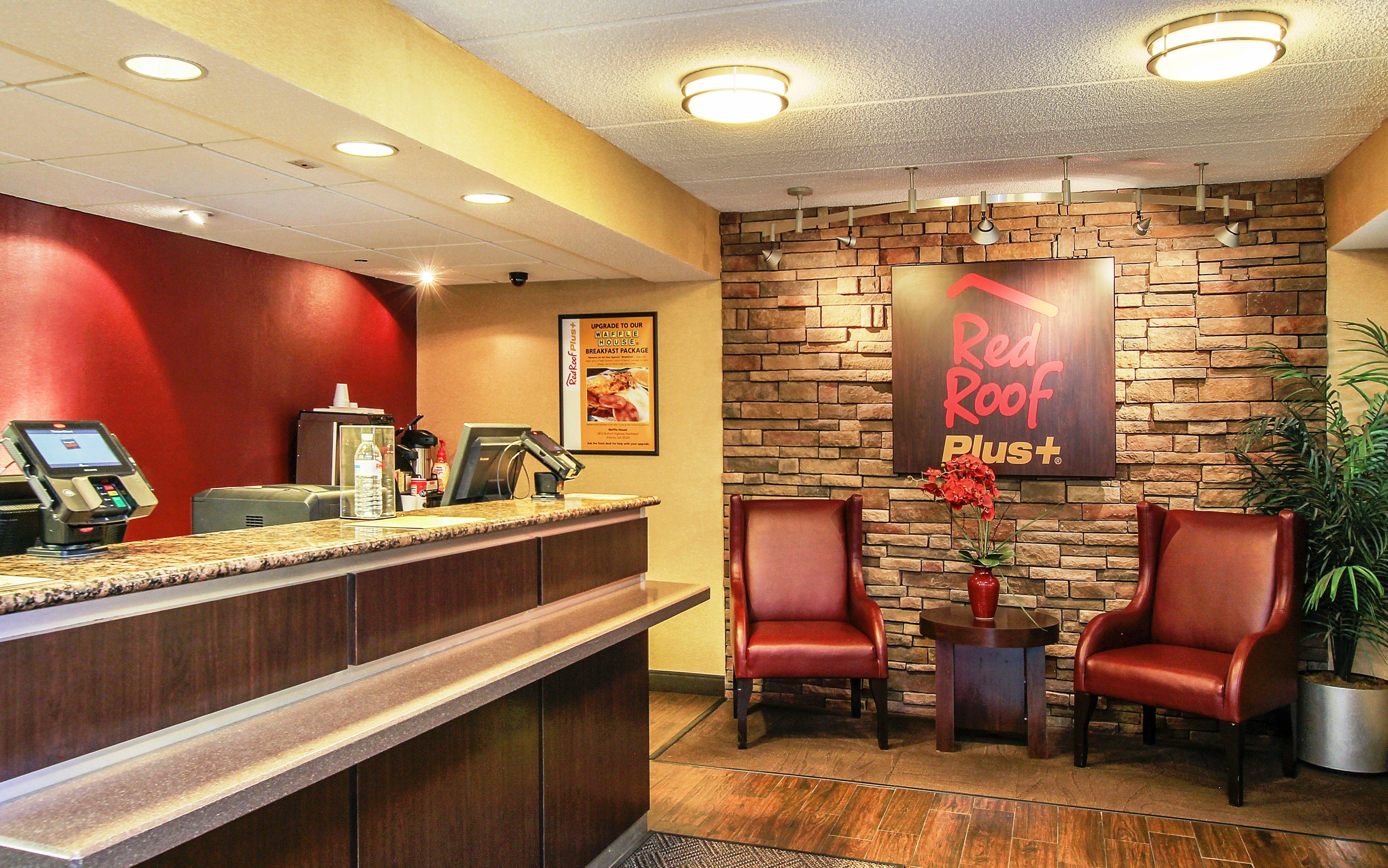 Red Roof Inn Plus+ Atlanta - Buckhead Extérieur photo